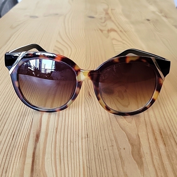 𝅺cat Eye Sunglasses - Picture 1 of 3